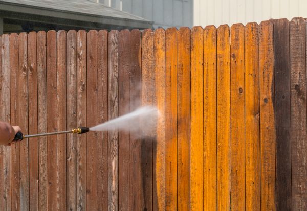 Cost of Fence Power Washing in Lenoir City