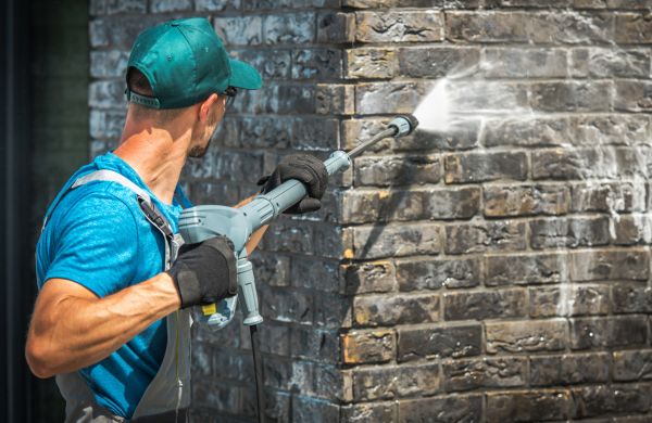 Commercial Building Washing in Lenoir City
