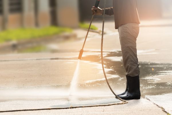 Cost of Residential Concrete Cleaning in Lenoir City