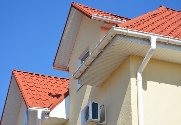 Cost of Soffit Cleaning in Lenoir City