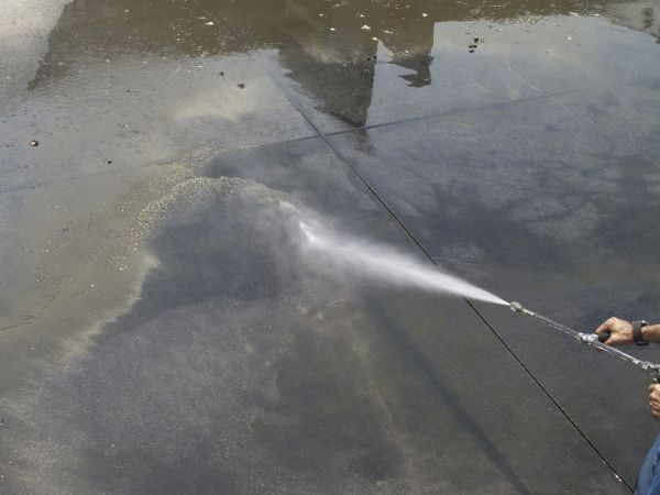Cost of Exterior Floor Cleaning in Lenoir City