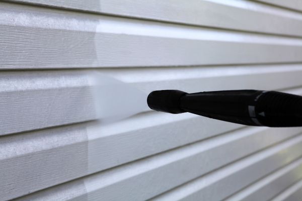 Cost of Condo Siding Power Washing in Lenoir City