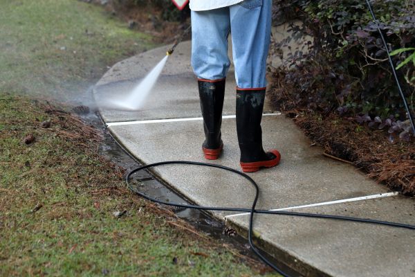 Cost of Sidewalk Pressure Cleaning in Lenoir City