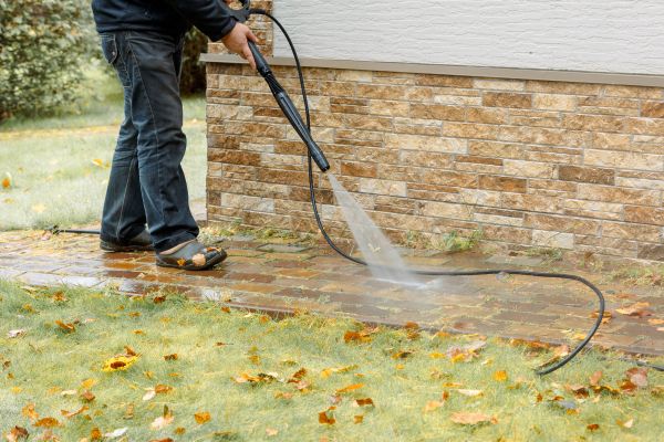 Cost of Residential Powerwashing in Lenoir City